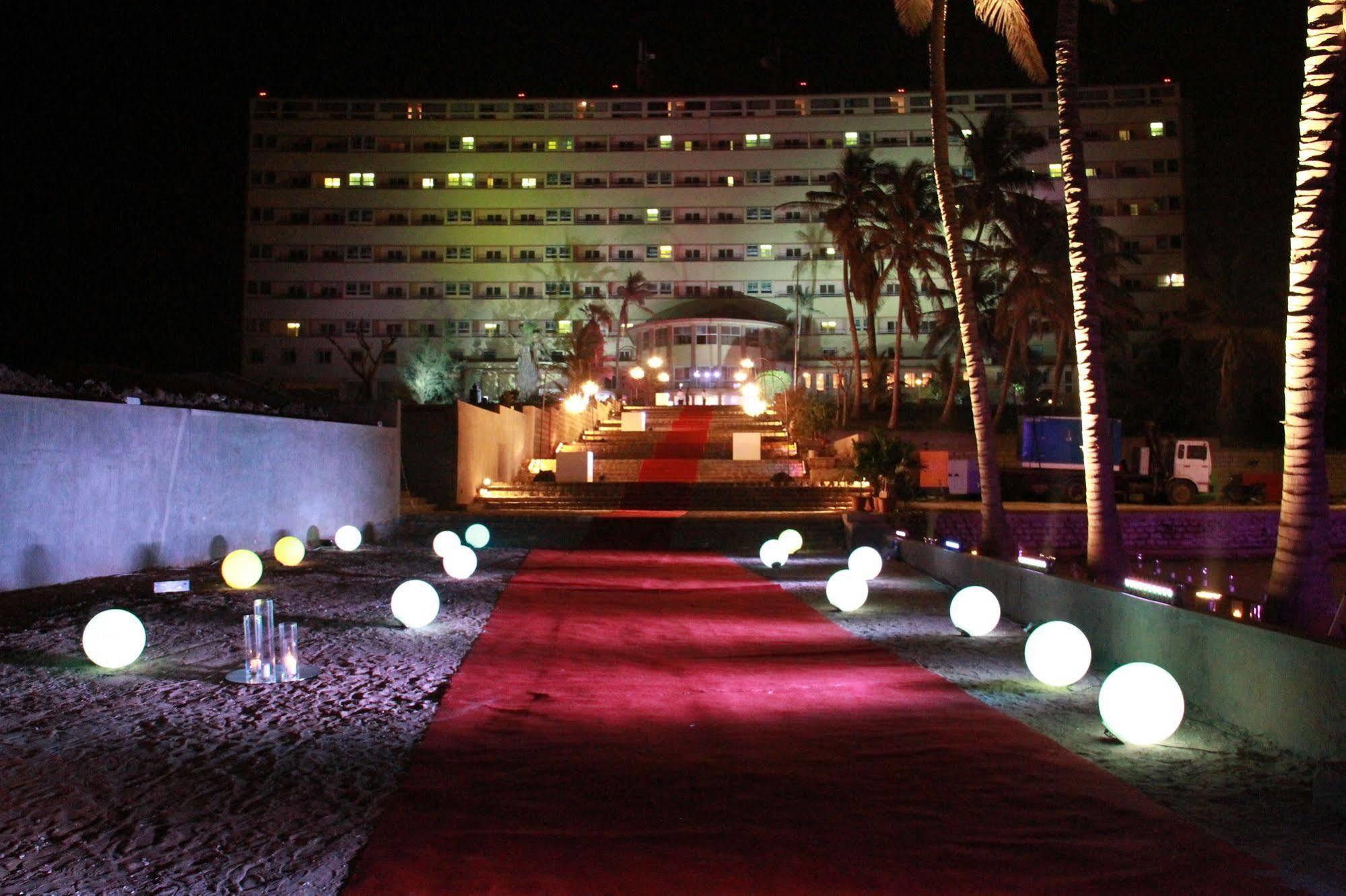 Ngor Diarama Hotel Dakar Exterior photo
