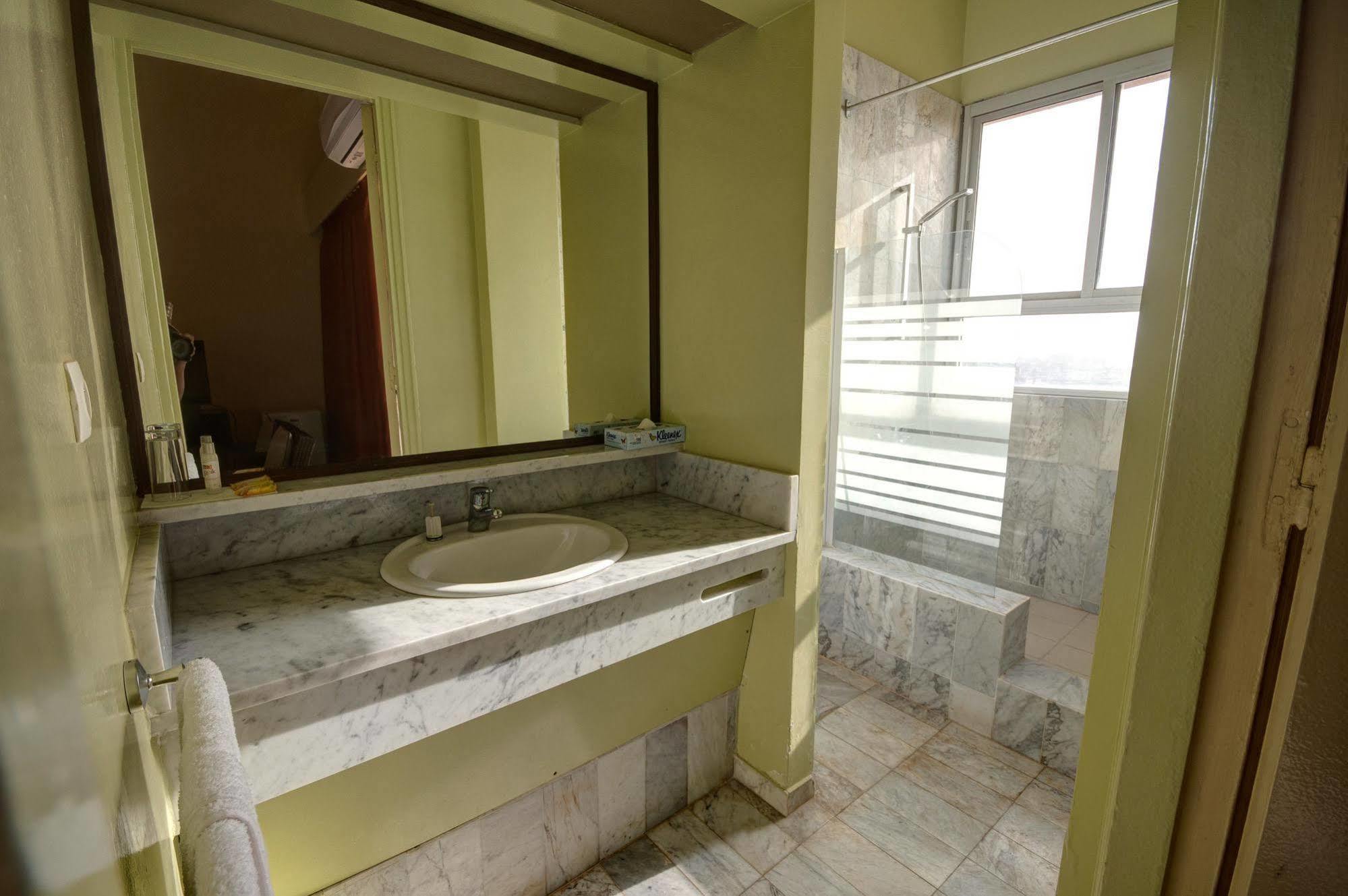 Ngor Diarama Hotel Dakar Exterior photo