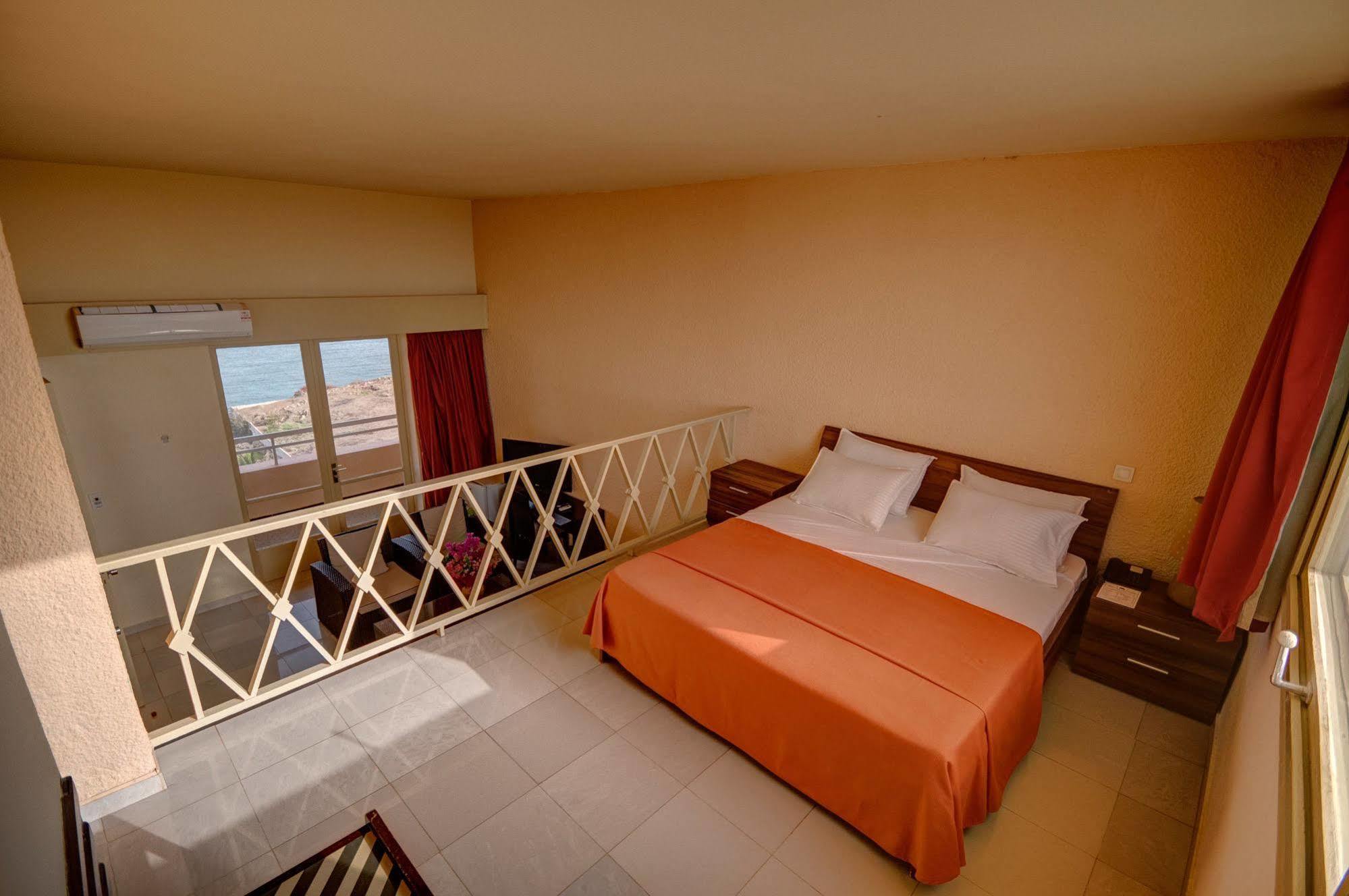 Ngor Diarama Hotel Dakar Exterior photo