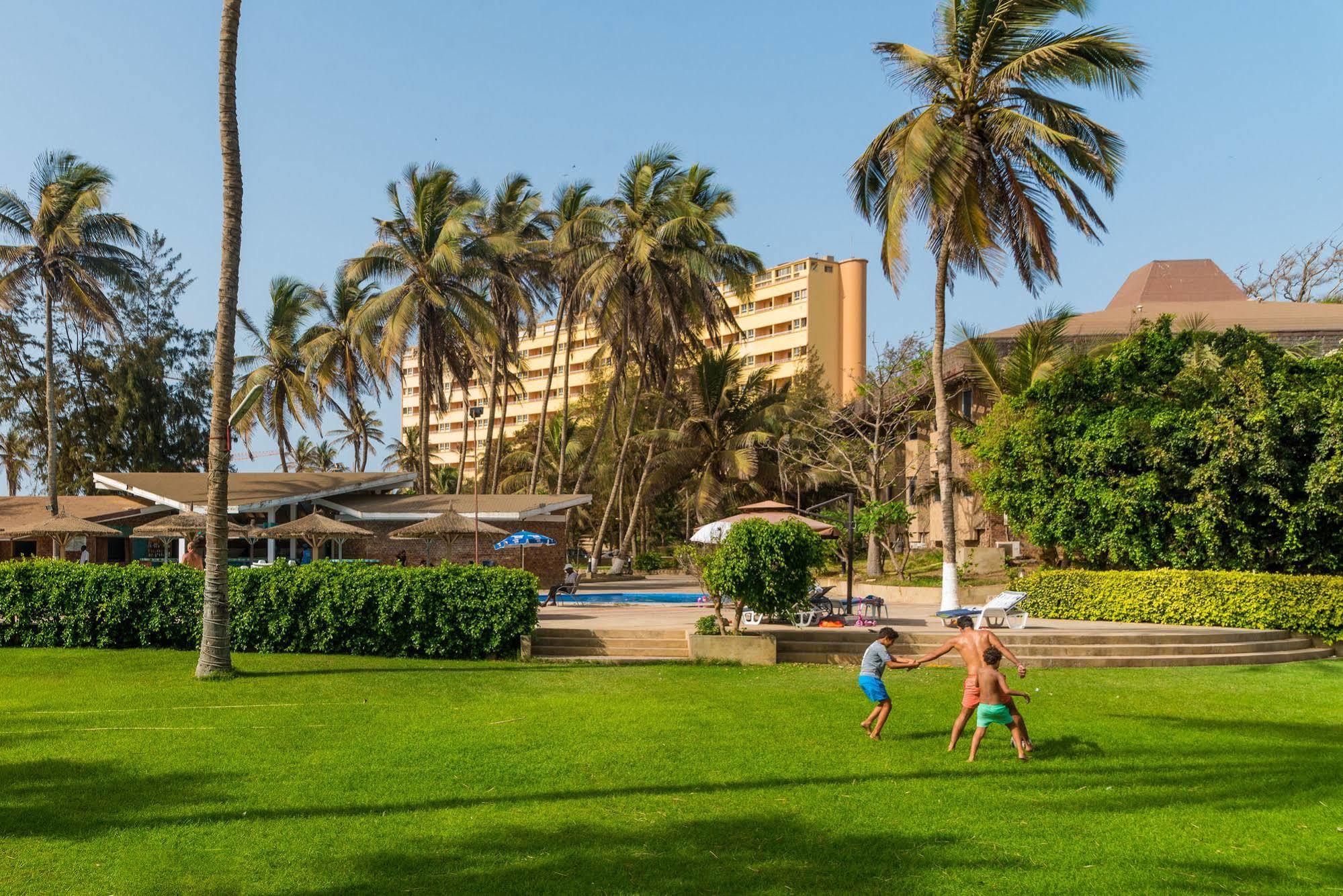 Ngor Diarama Hotel Dakar Exterior photo